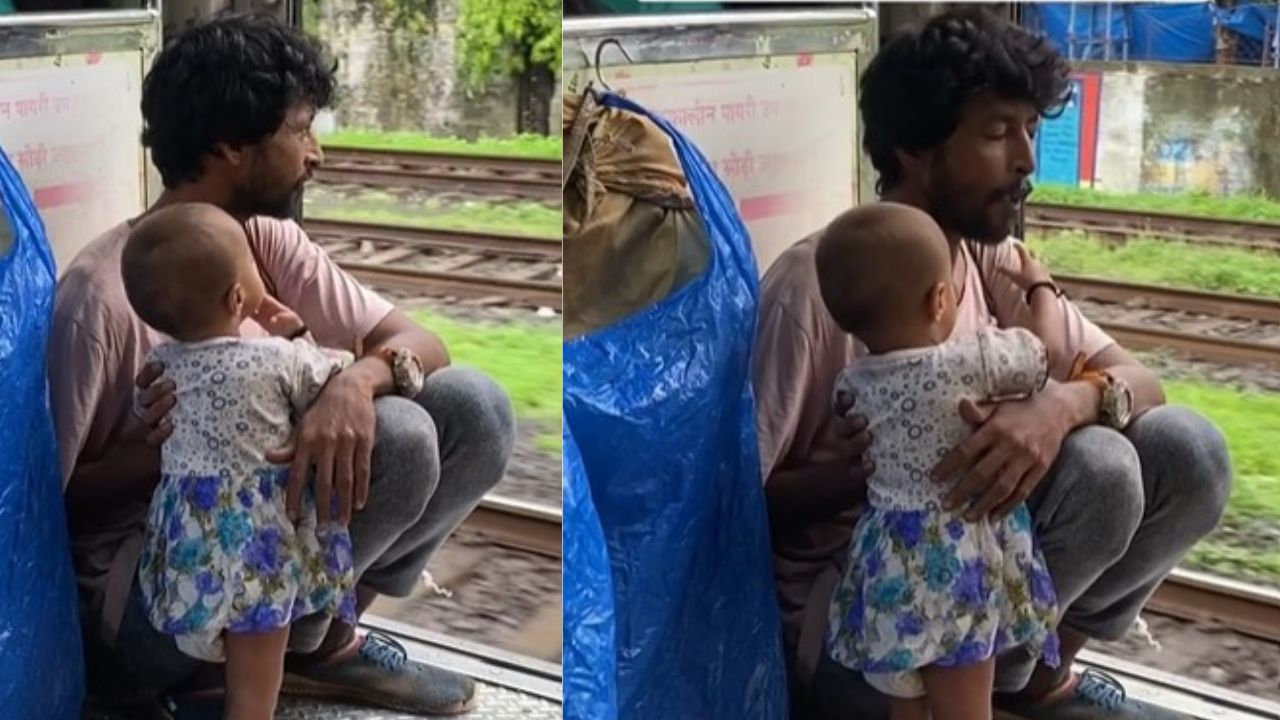 The little girl fed the father in the train, the passengers caught the love of the innocent in the camera