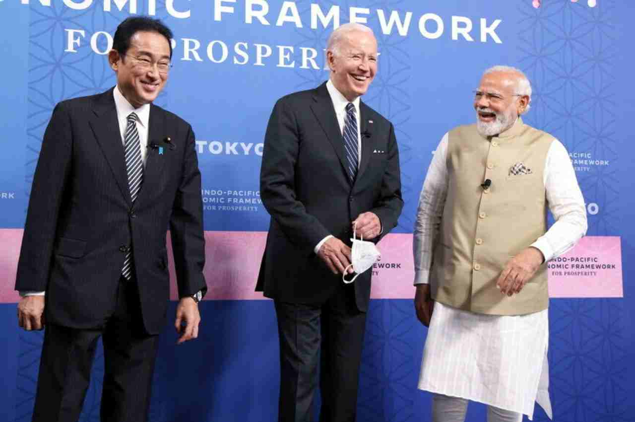 JapanAmerica U.S.A: जापानी प्रधानमंत्री फ़ुमिओ किशिदा ने बाइडेन से मुलाकात की, भारत के बारे में बताई ये बात