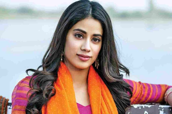 Janhvi Kapoor Fitness: अभिनेत्री जाह्नवी ने बहुत ही कम समय में फिल्म व्यवसाय में अपना नाम बनाया है। एक्ट्रेस अपने खूबसूरत लुक के साथ-साथ अपनी सेहत से भी लोगों को इंस्पायर करती हैं।