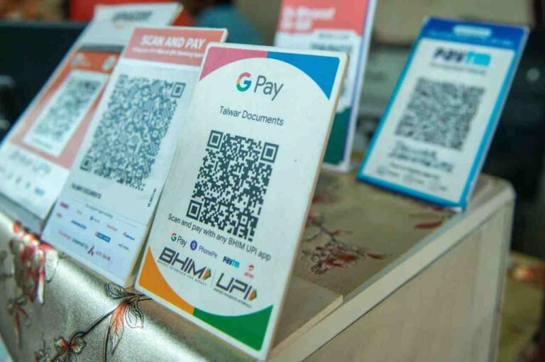 यदि आपने गलती से गलत UPI में पैसा भेज दिया है, तो RBI ने बताया पैसा वापस पाने का ये तरीका