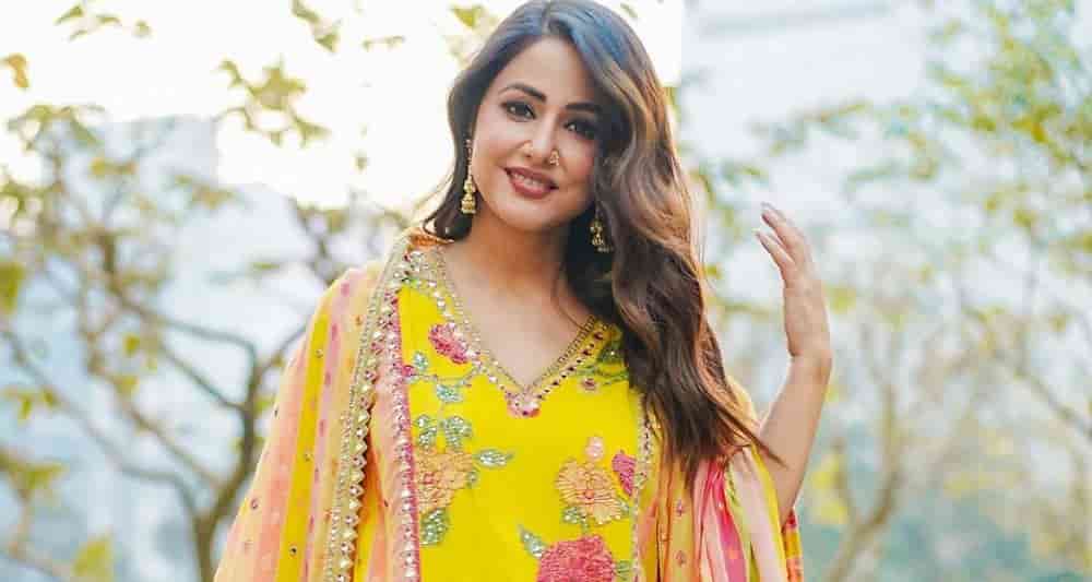 Hina Khan Traditional Look